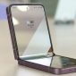 Galaxy Z Flip hadir membawa desain futuristik dalam genggaman. (Sumber: X/@SumahoReview)