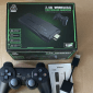 Game Stick 4K Generasi 2 menawarkan pengalaman bermain game retro dengan desain mini, dukungan emulator PSP, serta fitur multiplayer wireless untuk TV rumahan. (Sumber: Aliexpress.com)