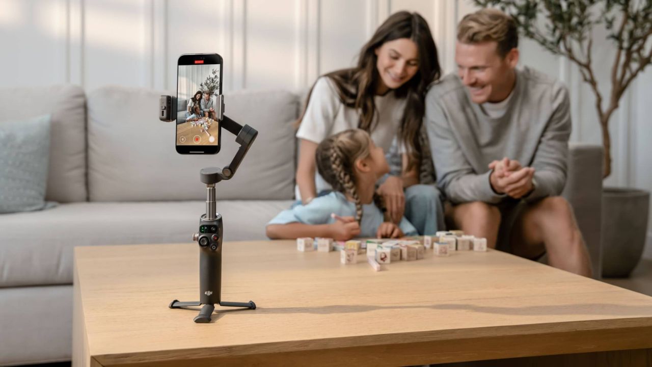 Ilustrasi Gimbal Smartphone Terbaik 2026.