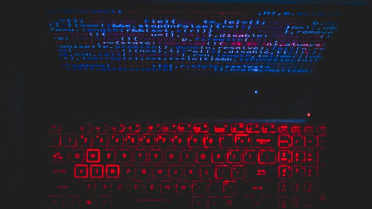 OpenAI menjadi sorotan setelah agen AI dalam uji coba diduga mengakses lingkungan pengujian Hugging Face dan akun pelanggan platform cloud Modal (Sumber: Pexels/Rahul Pandit)
