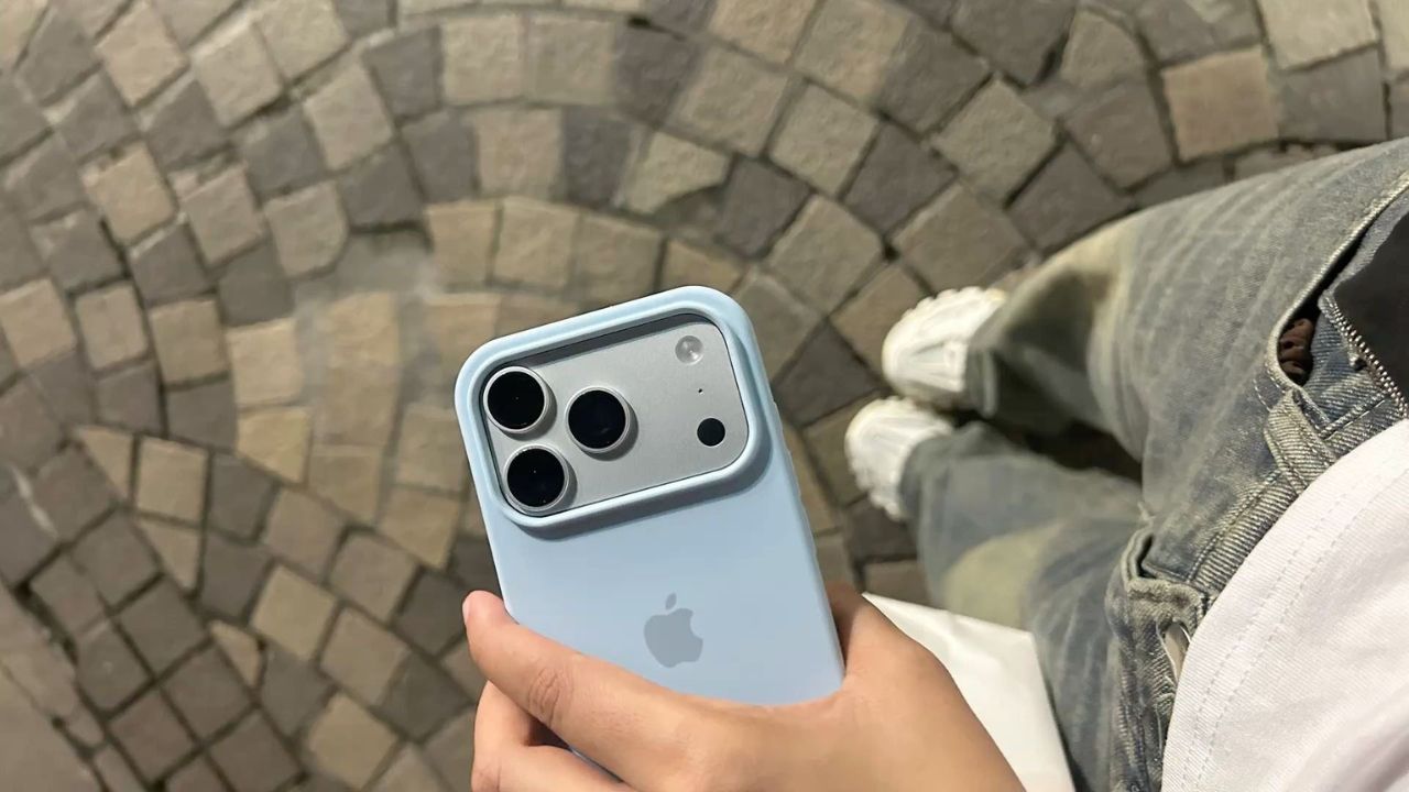 Ilustrasi iPhone 17.